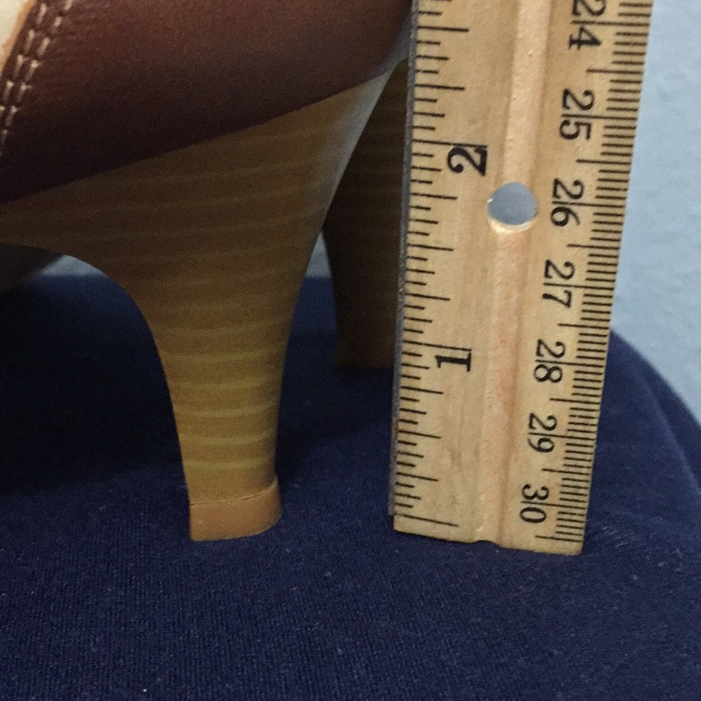 pumps - Picture 5 of 6